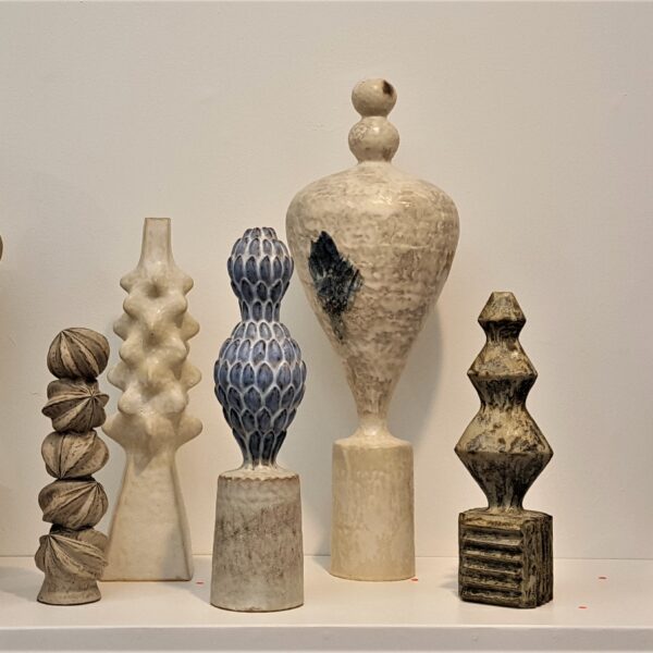 Chinoko Sakamoto, Sculptural Vessels, Flow Gallery, photo: Emma Boden