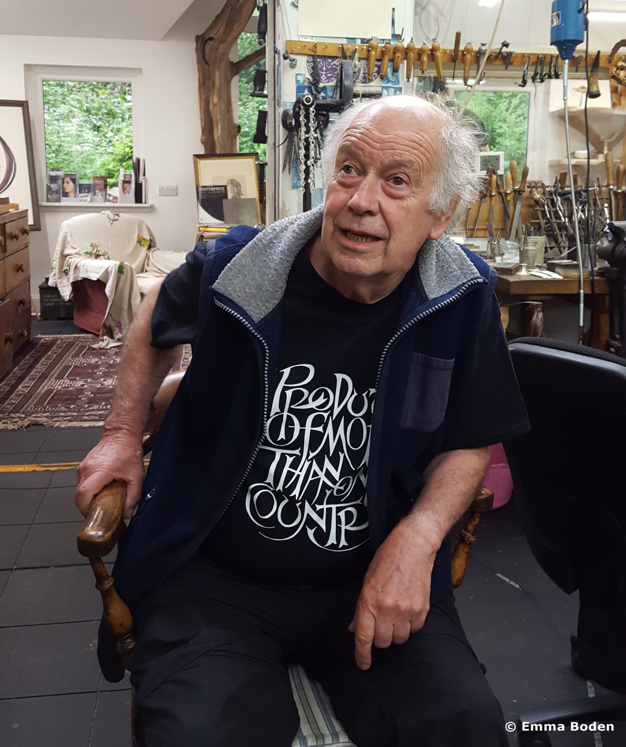 The Hand Engravers Association's founder Chris Rowley wearing a Malcolm Appleby designed t-shirt, © Armadillo Central, 2017 