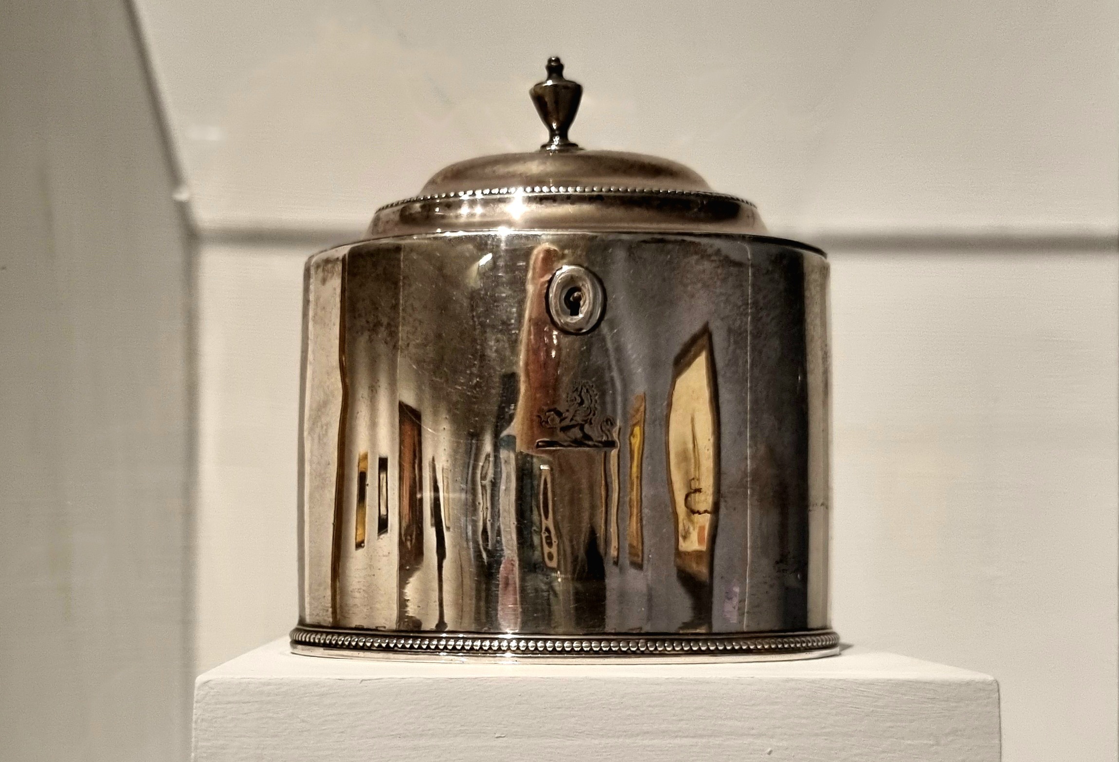 Silver Tea Caddy by Hester Bateman 1780